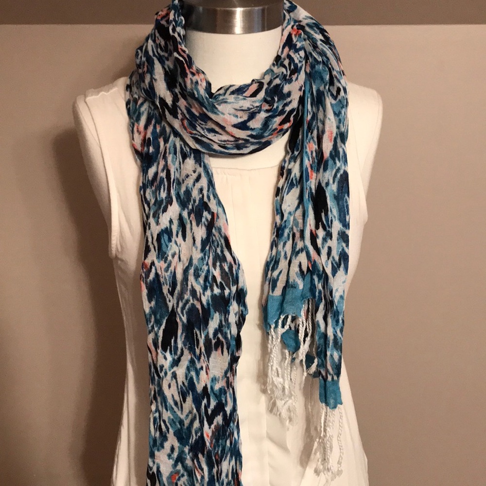 Aztec scarf